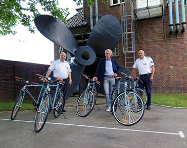neue fahrräder für die Wasserschutzpolizei-Schule